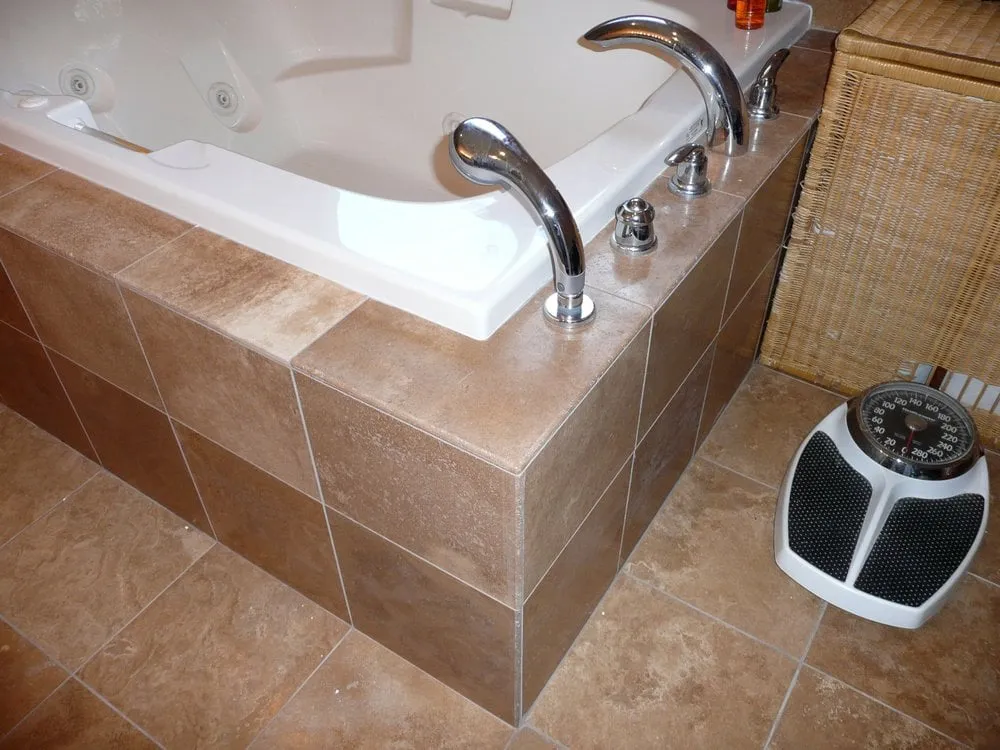 Slide of Motto Construction