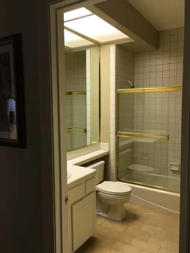 Slide of Motto Construction