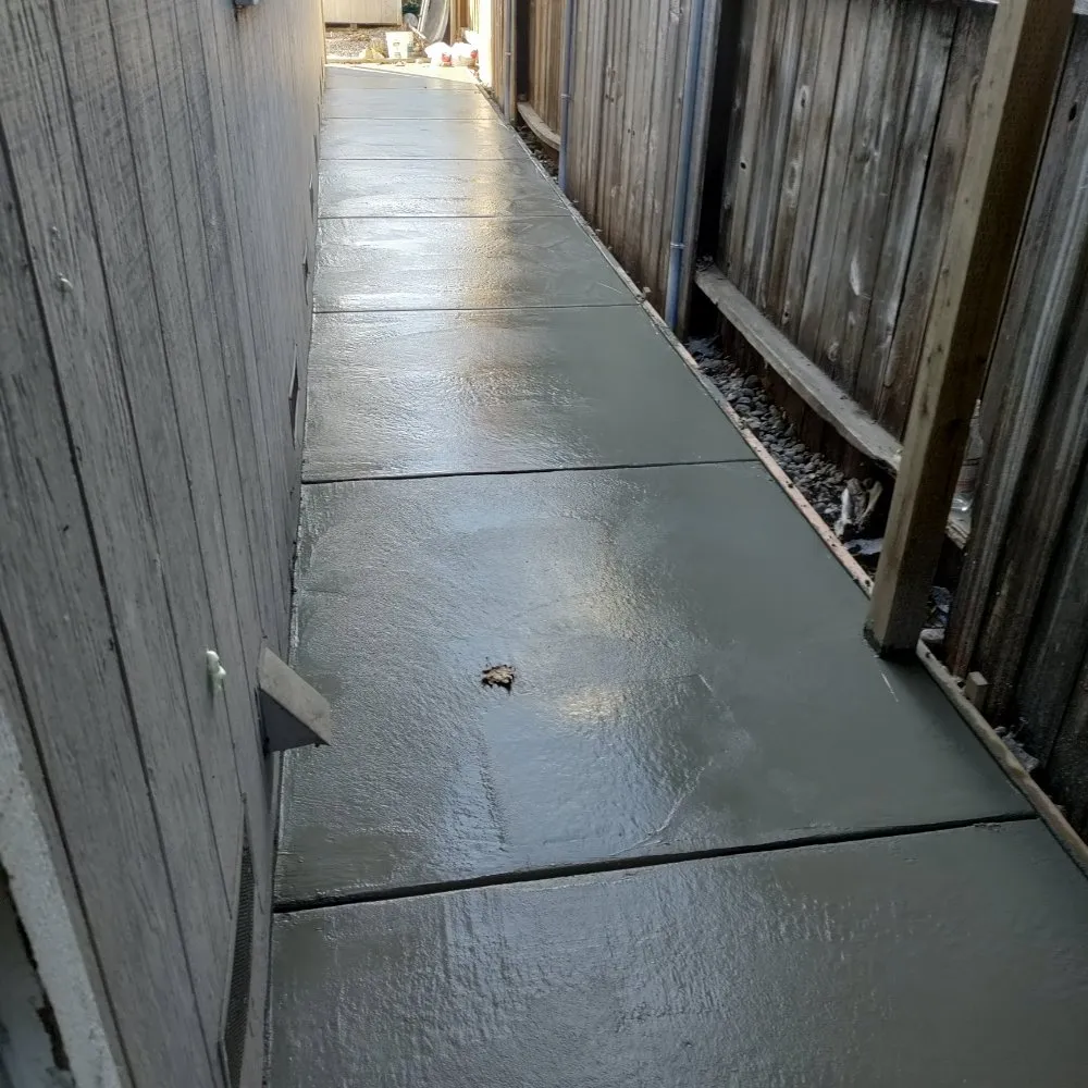 Slide of Mountain General Engineering