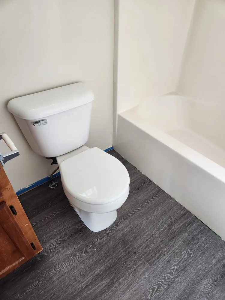 Slide of Mountain Town Plumbing