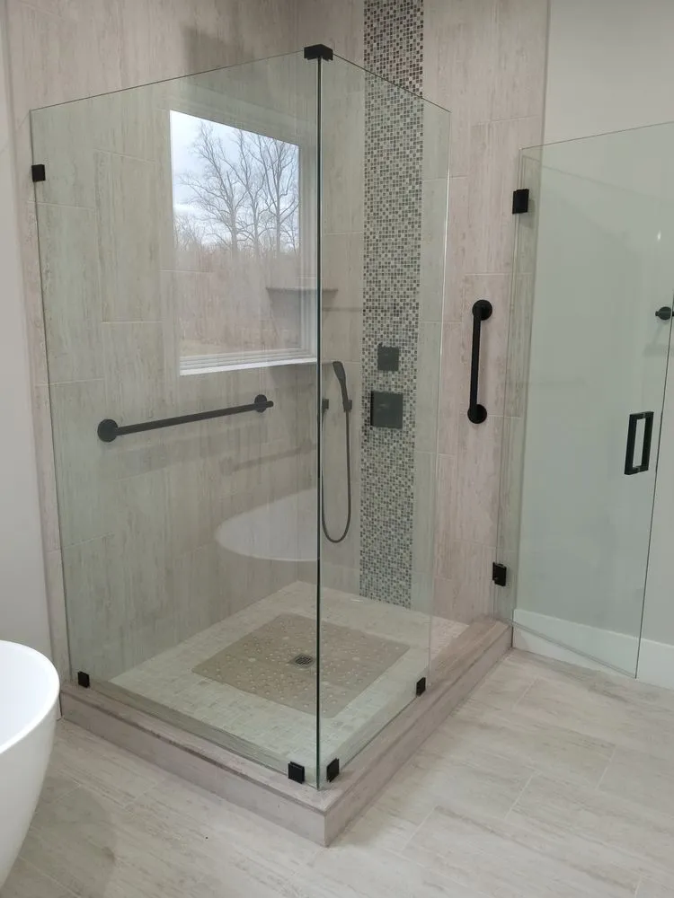 Slide of Mr Bath Grip