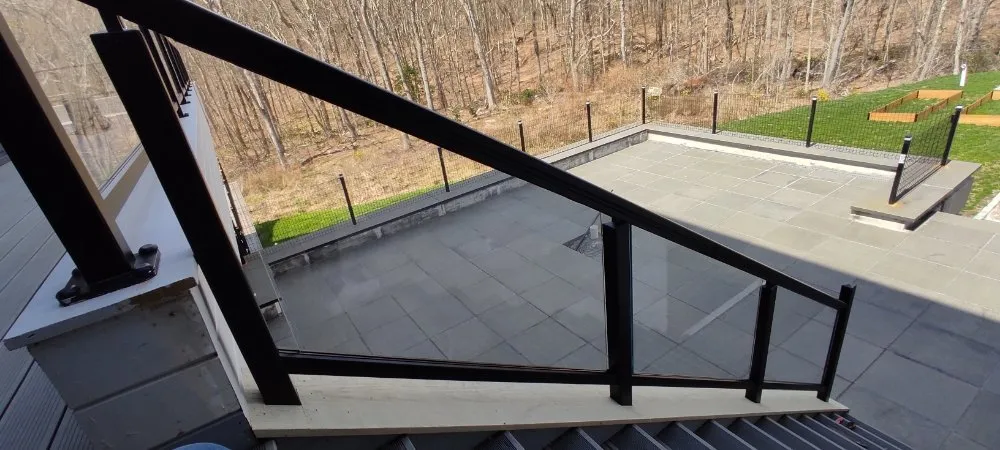 Slide of Mr Den Handyman Service