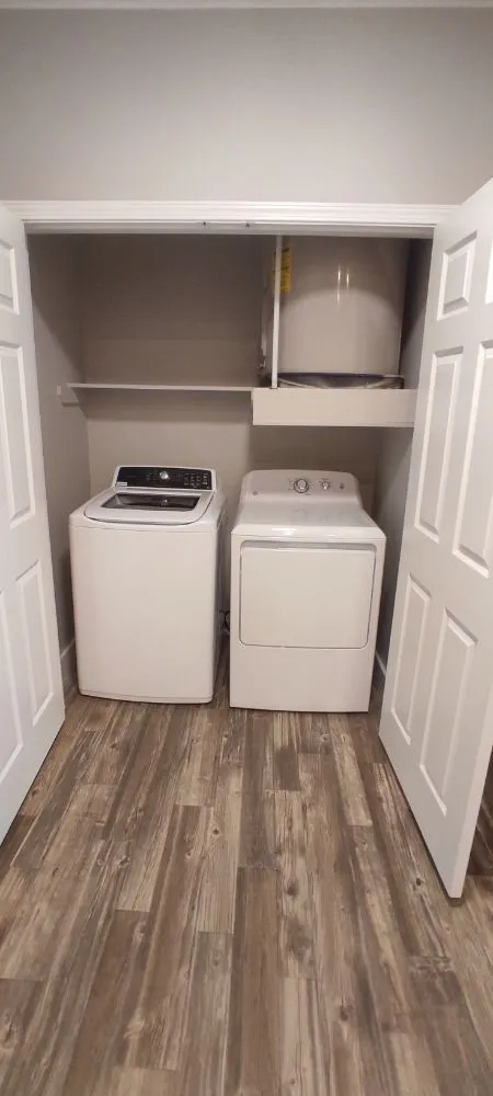 Slide of Mr Den Handyman Service