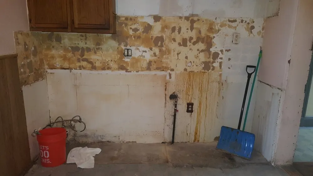 Slide of Mr Fixer NYC