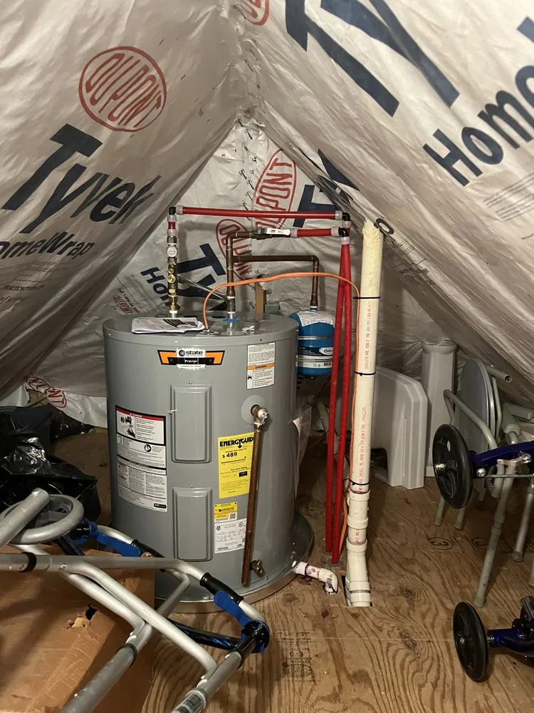 Slide of Mr Gomez Plumbing and Roofing