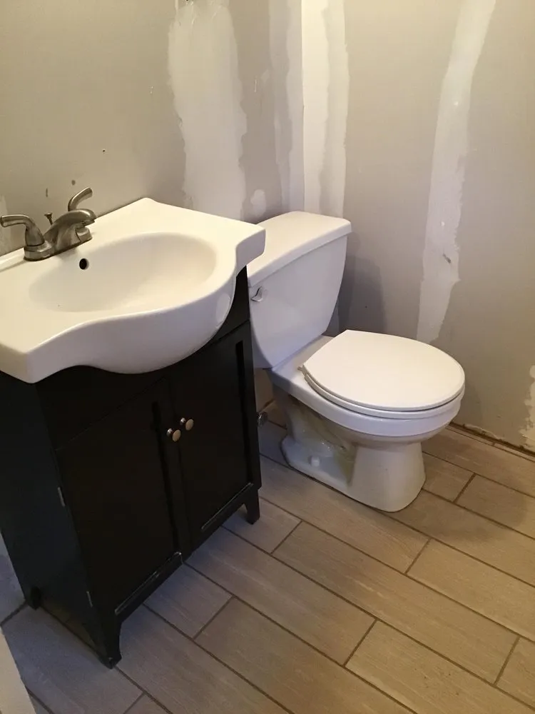 Expert emergency plumbing for homes in Easton, PA by Mr. Handyman of Easton, Bethlehem, Nazareth & Allentown