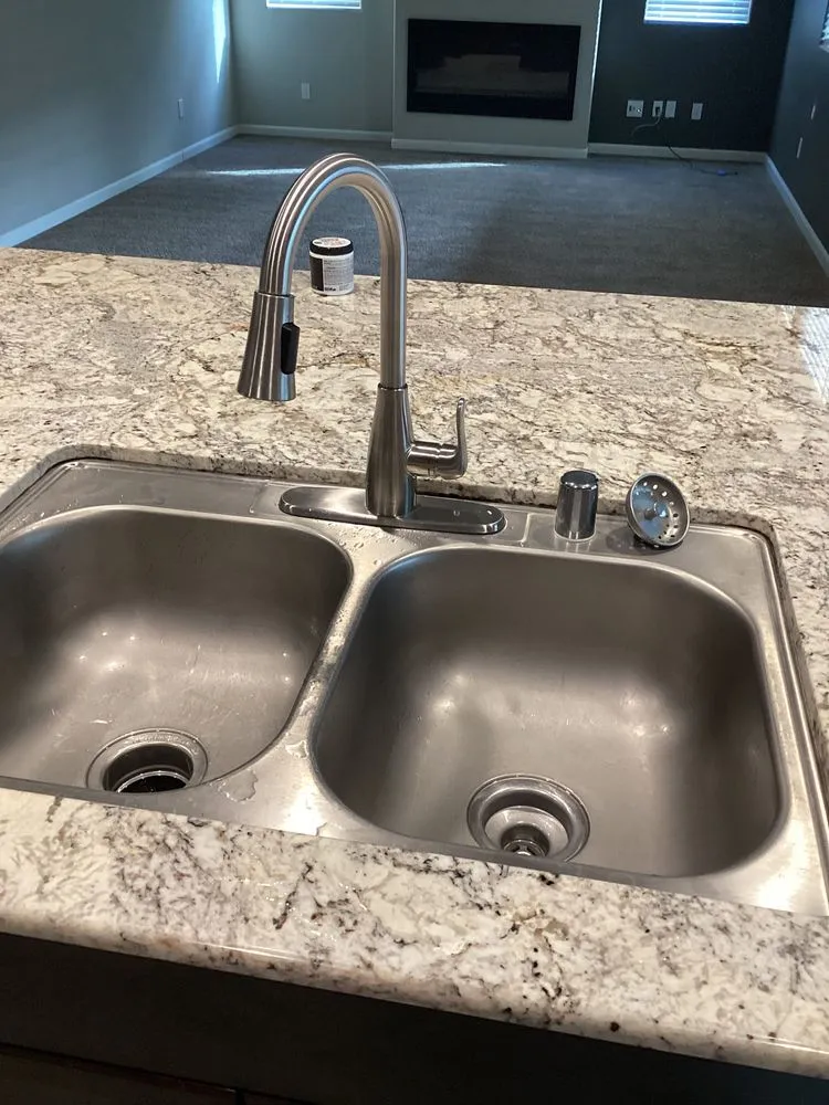 Slide of Mr. Handyman serving Fresno and Clovis