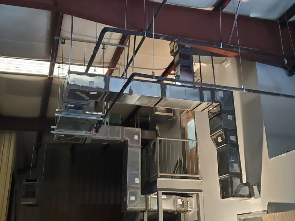 Slide of M&R HVACR Solutions