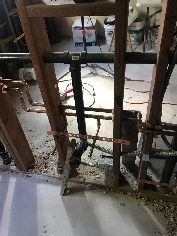 Trusted emergency plumbing for homes in Long Beach, CA by Mr. Lucky Cat Plumbing