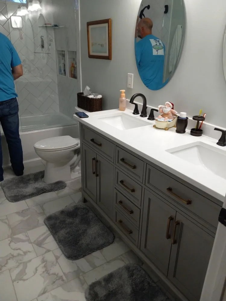 Slide of Mr Mako Plumbing