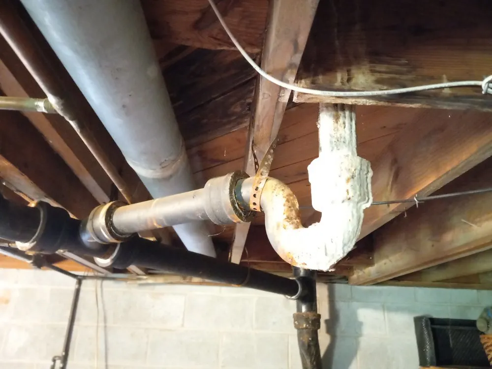 Slide of Mr Mako Plumbing