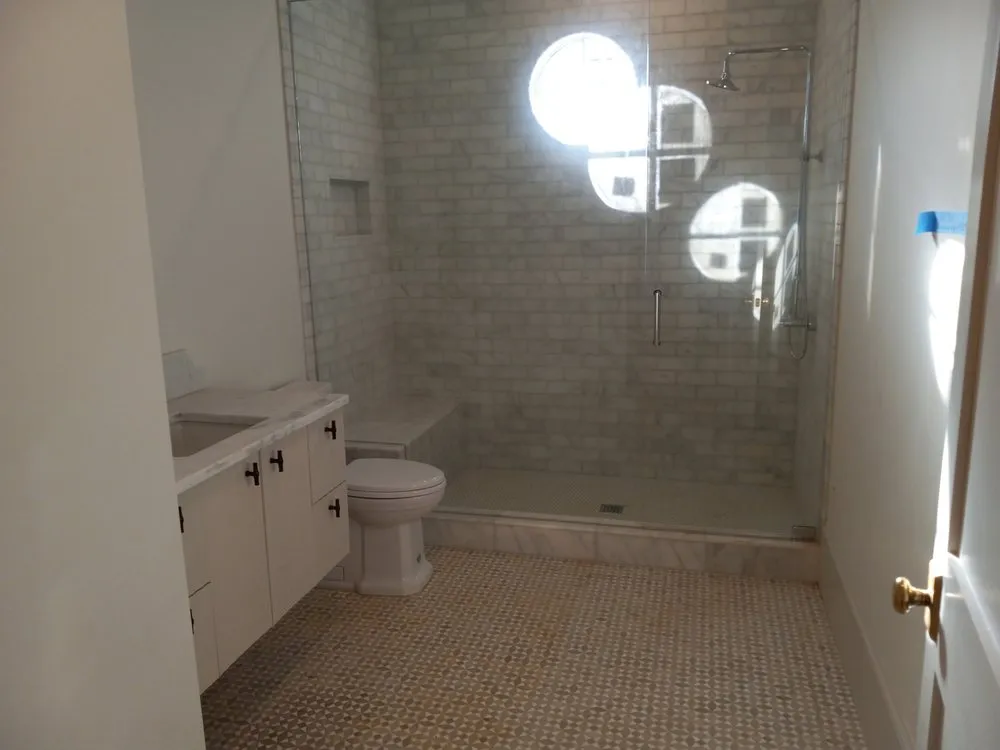 Slide of Mr Mako Plumbing