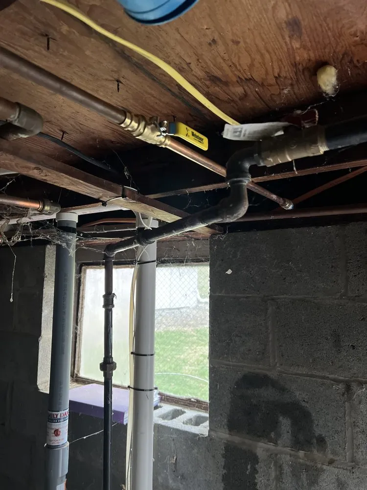 Slide of M&R Plumbing Service