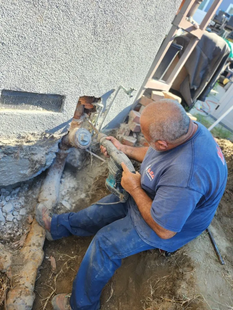 Slide of Mr. Rooter Plumbing of Long Beach