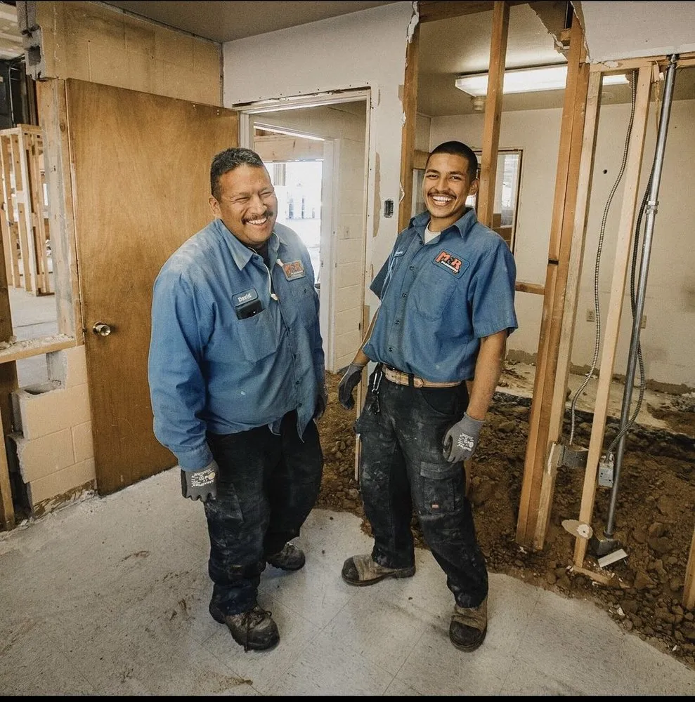 Slide of M&R Service