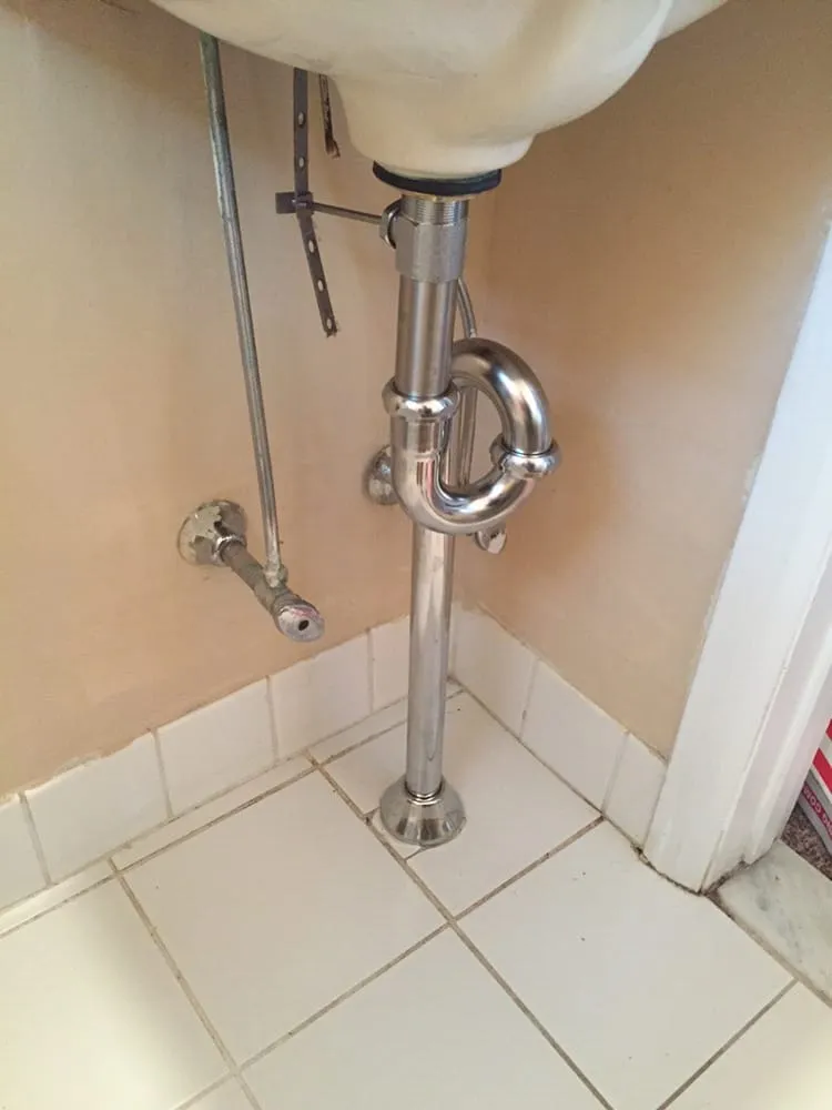 Slide of Mr. Tubs Plumbing & Heating