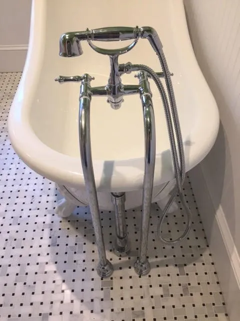 Slide of Mr. Tubs Plumbing & Heating