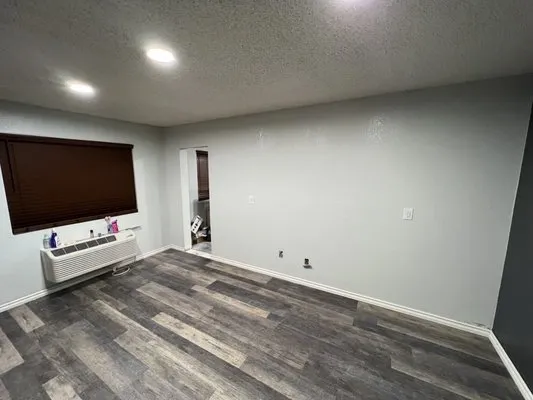 MRV Construction Logo