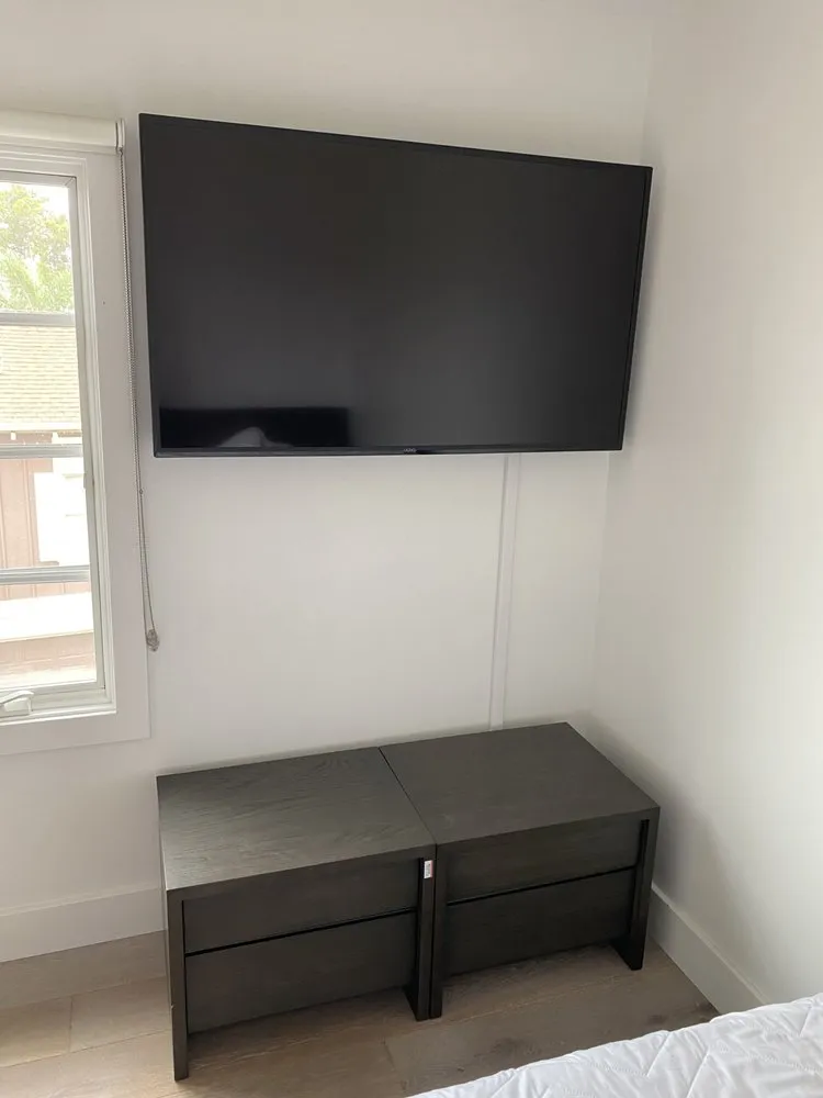 Slide of MS Handyman