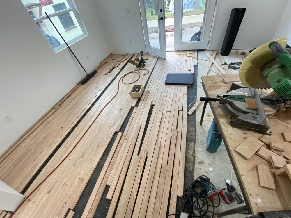 Slide of MS Handyman