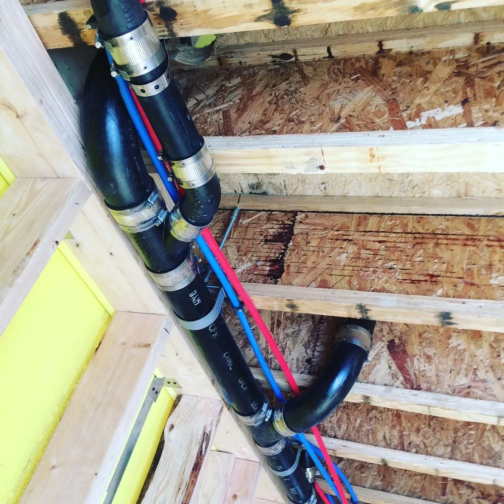 Slide of MT Plumbing & Construction