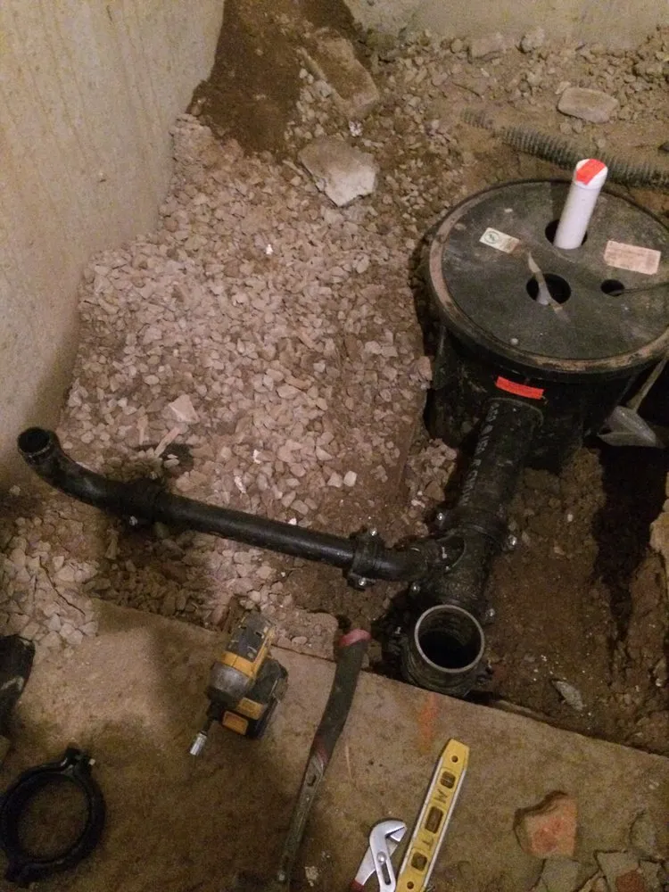 Slide of MT Plumbing & Construction