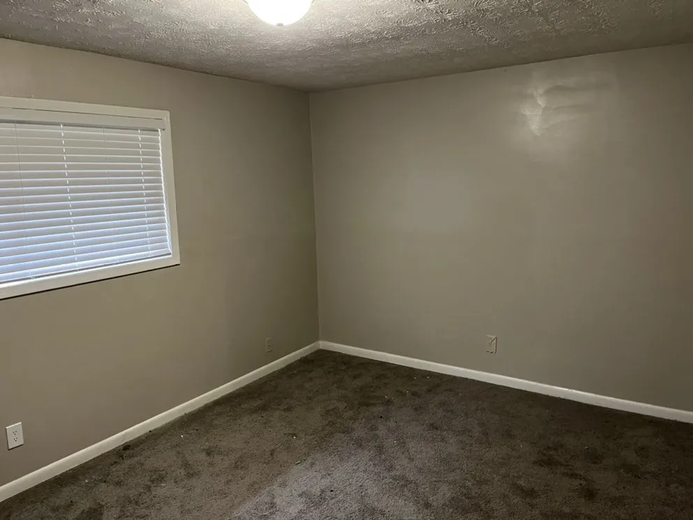 Slide of Multiplehats Handyman