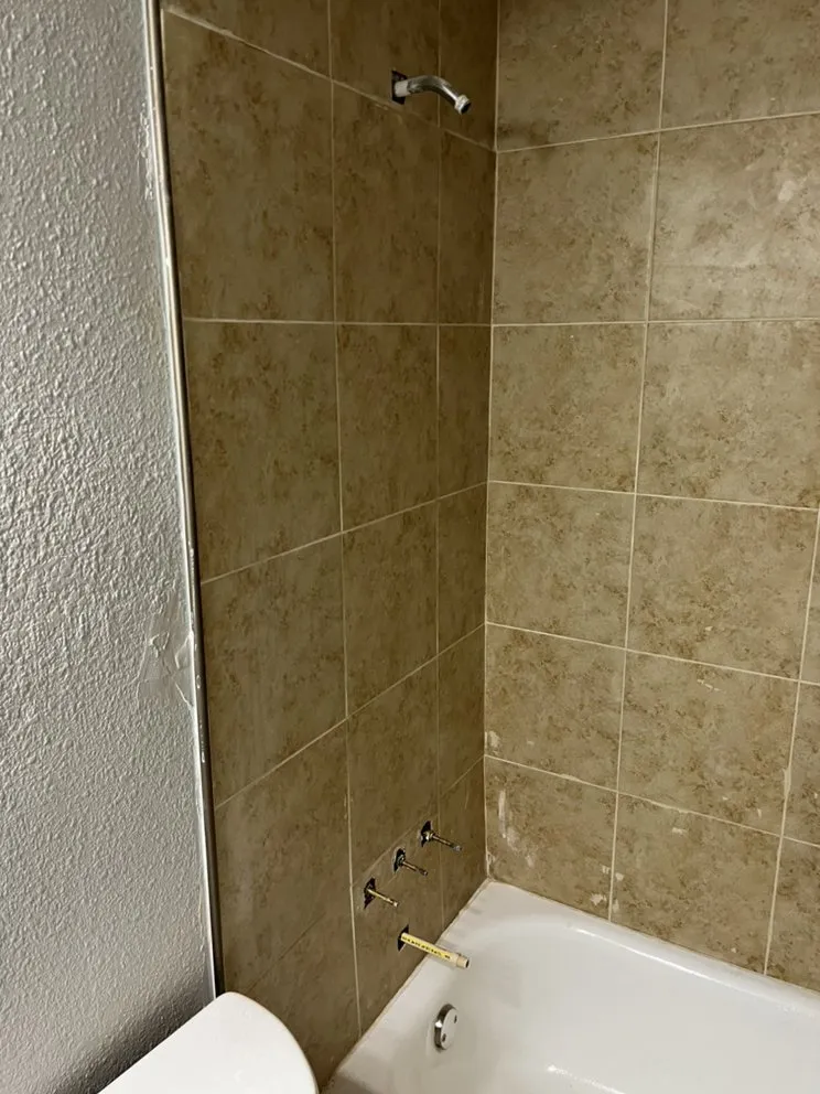 Slide of Multiplehats Handyman