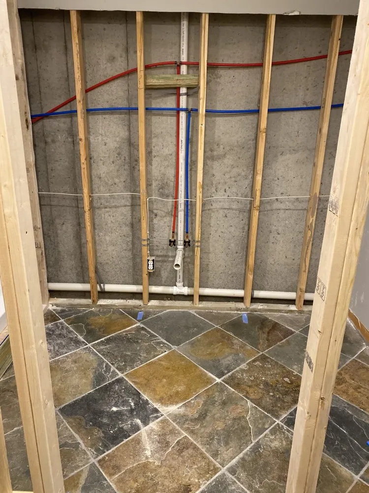 Emergency pipe repair in Upton, KY by Mundo’s Service and Repair