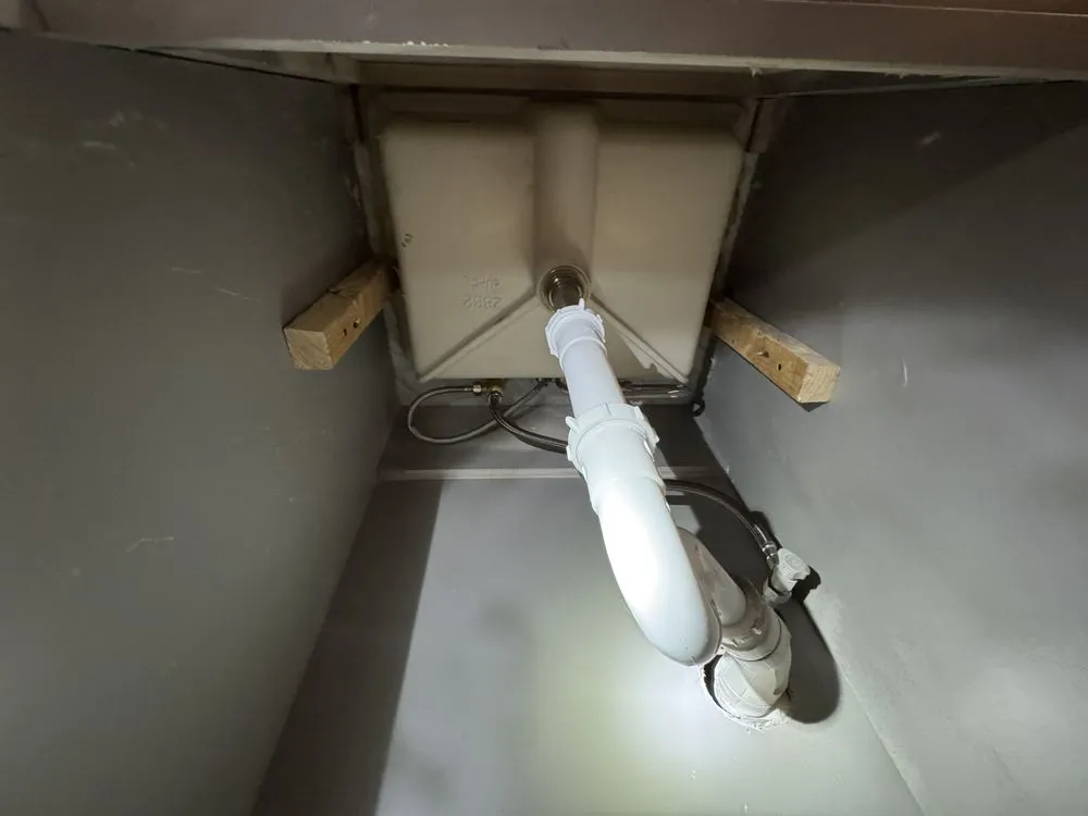 Slide of Muniz Handyman Services