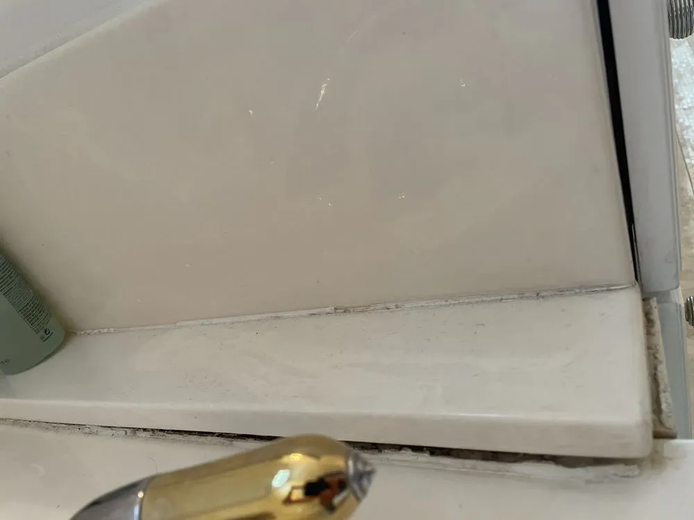 Slide of Muniz Handyman Services