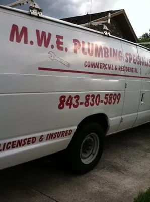 MWE Plumbing Specialist Logo
