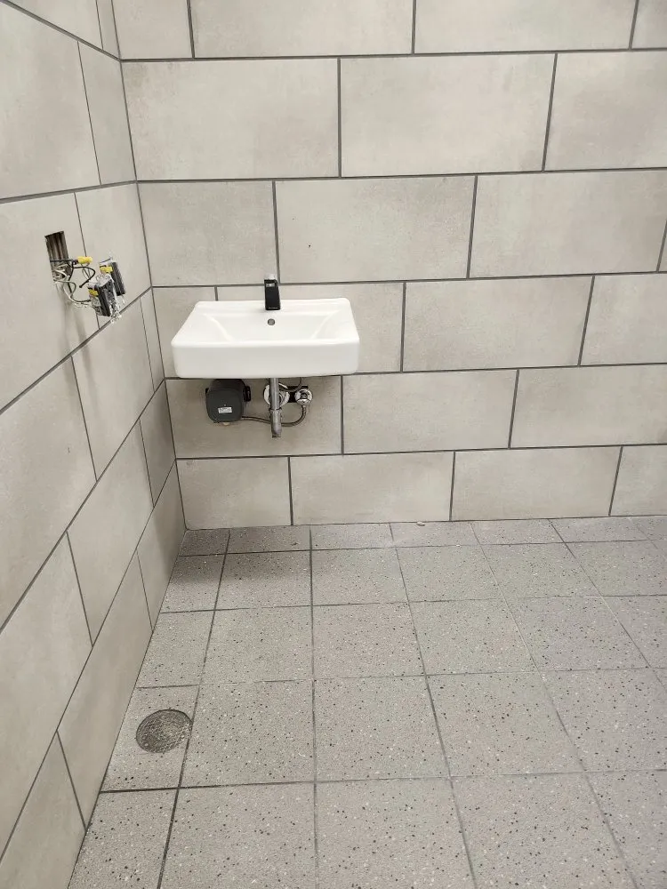 Slide of My Plumbing Guy