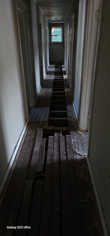 Slide of Myers Handyman and Plumbing Services