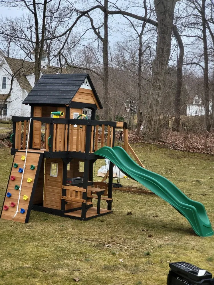 Slide of Nail It Handyman