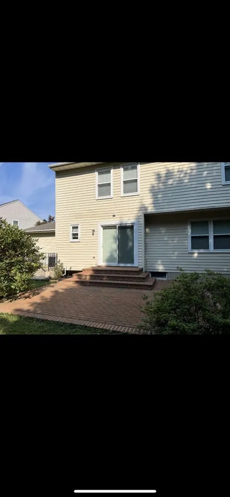 Slide of Naldo’s Handy Services