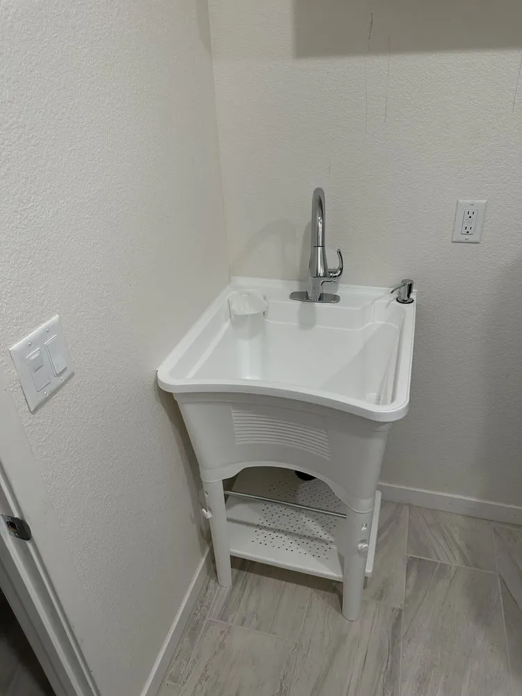 Slide of Nando’s Copper Plumbing