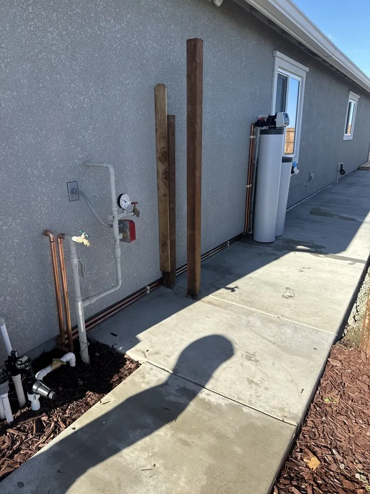 Slide of Nando’s Copper Plumbing