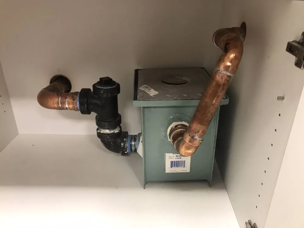 Quality water heater service in Arlington Heights, IL by Narwhal Plumbing