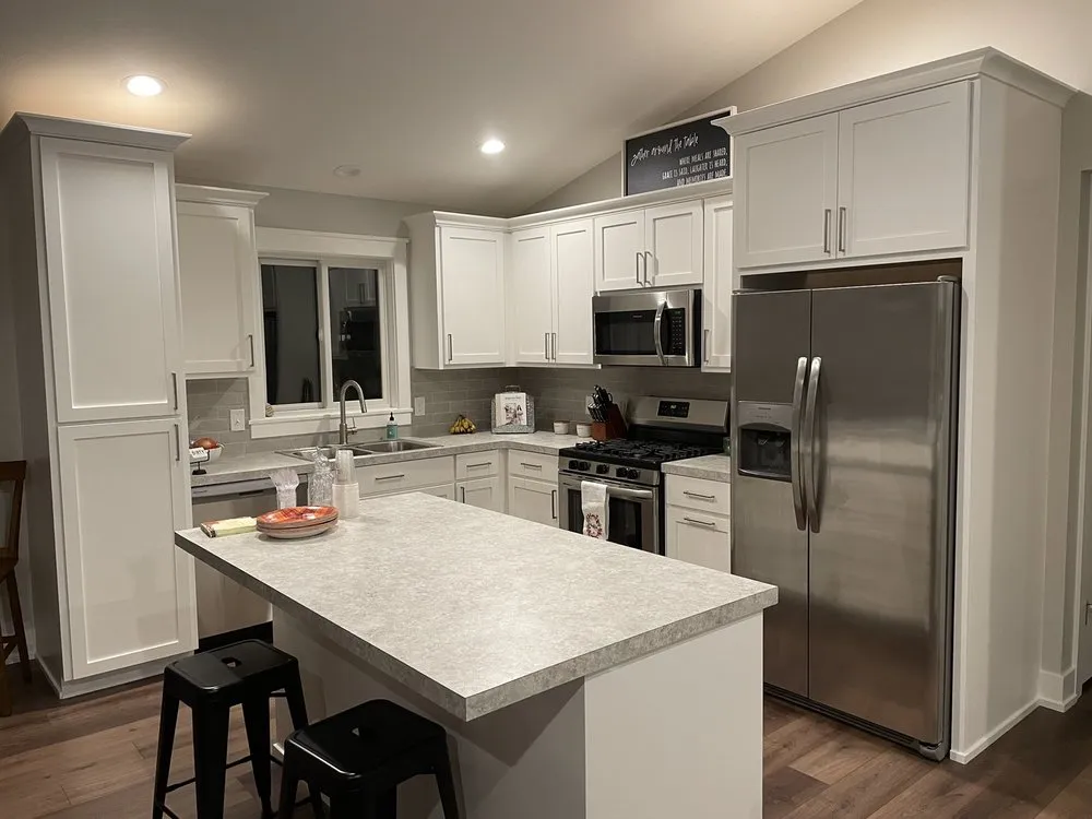 Slide of Nate Kaptein Builder