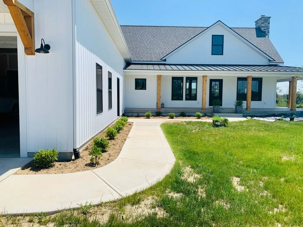 Slide of Nate Kaptein Builder