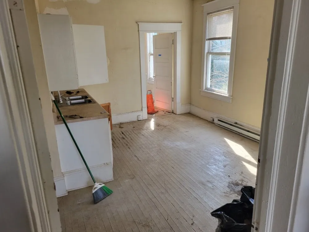 Slide of Nate's Handy Services