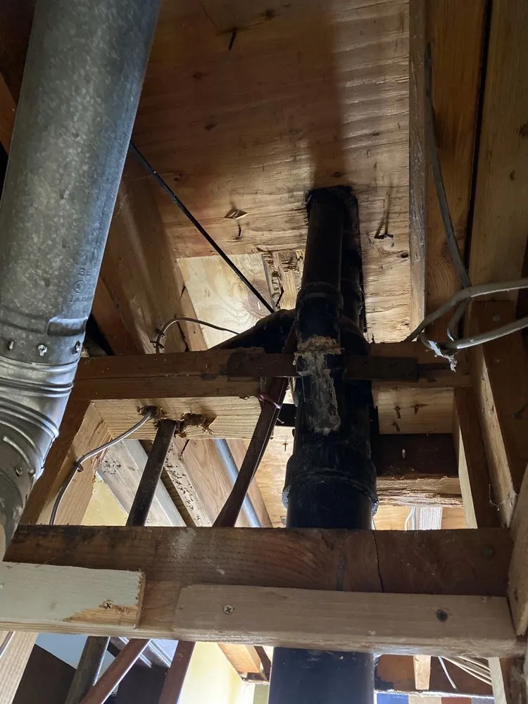 Slide of Nava Plumbing