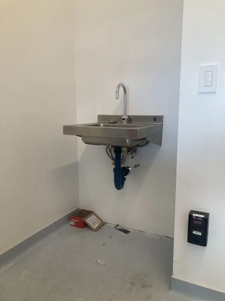 Slide of Navta Plumbing