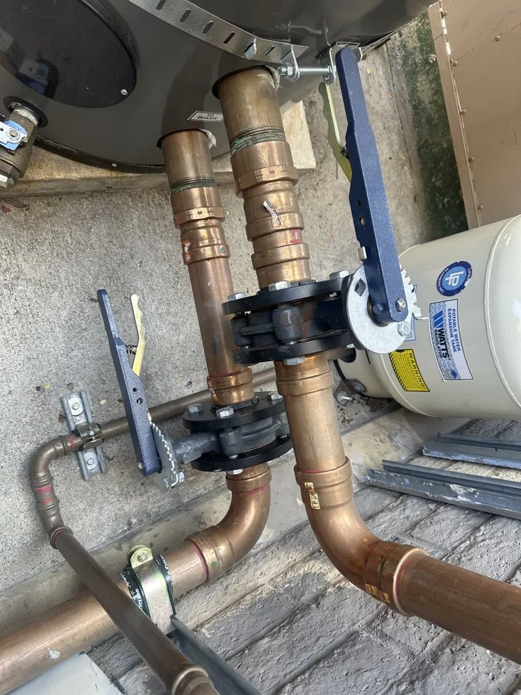 Slide of Neftaly Plumbing