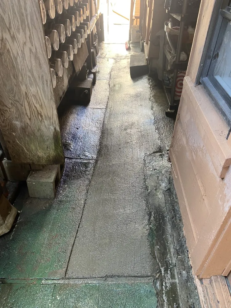 Slide of Neighborhood Plumbing