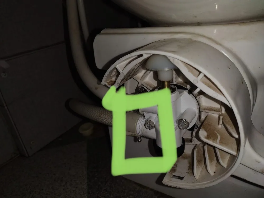 Slide of Nekton Pipe Fitting