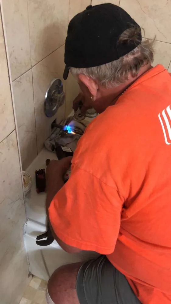Emergency emergency plumbing experts serving Key West, FL - NeNe's Drain Cleaning & Plumbing Repairs