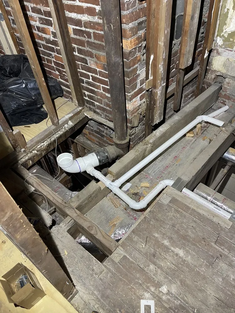 Top-rated emergency plumbing for homes in Philadelphia, PA by Nephew’s Construction