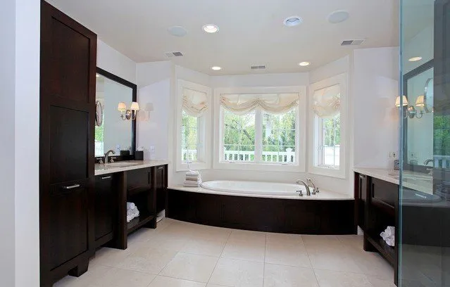 Slide of New Age Builder